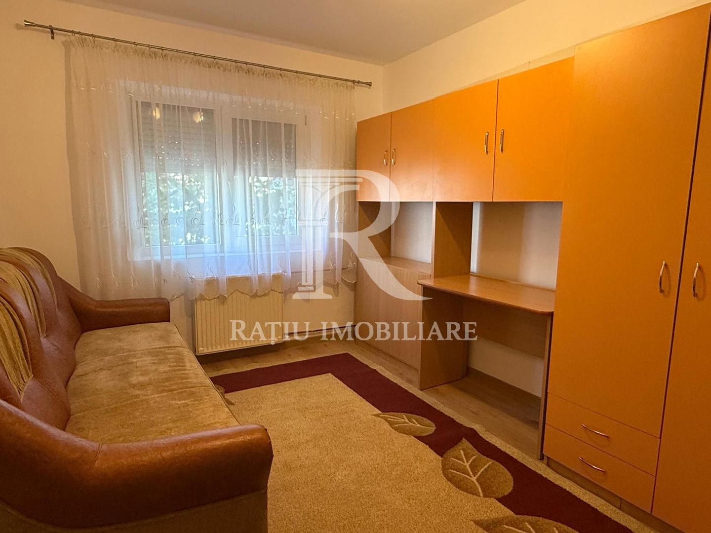 Apartament cu 3 camere | Apostol Andrei | Etajul 1 | Oradea - Poză 3