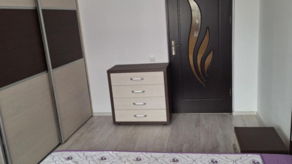 Apartament 3 Camere, 65 MP, Floresti, zona Poligonului - Poză 3