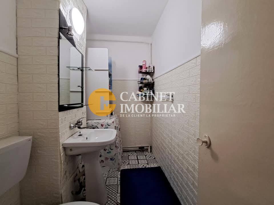 Dancu - 4 camere - decomandat - 1986 - Poză 7