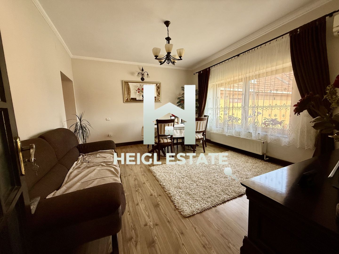 Casa individuala cu 10 camere 1600 mp teren - Poză 8