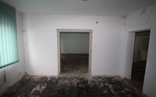 Imobil  cu destinatie mixta - Poză 17