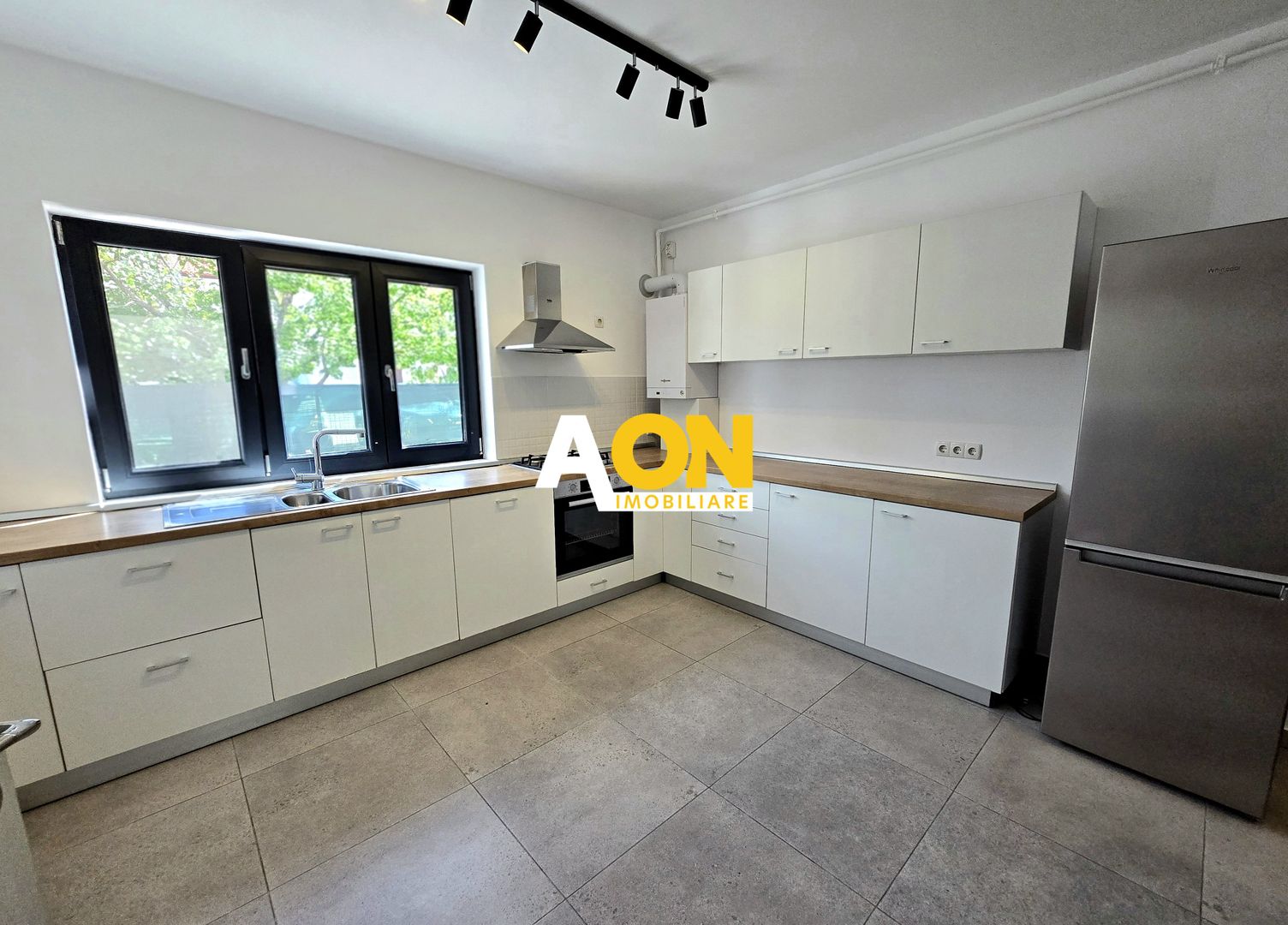 Casă Tip Înșiruit, 4 Camere, Complet Mobilată, zona Cetate - Poză 7