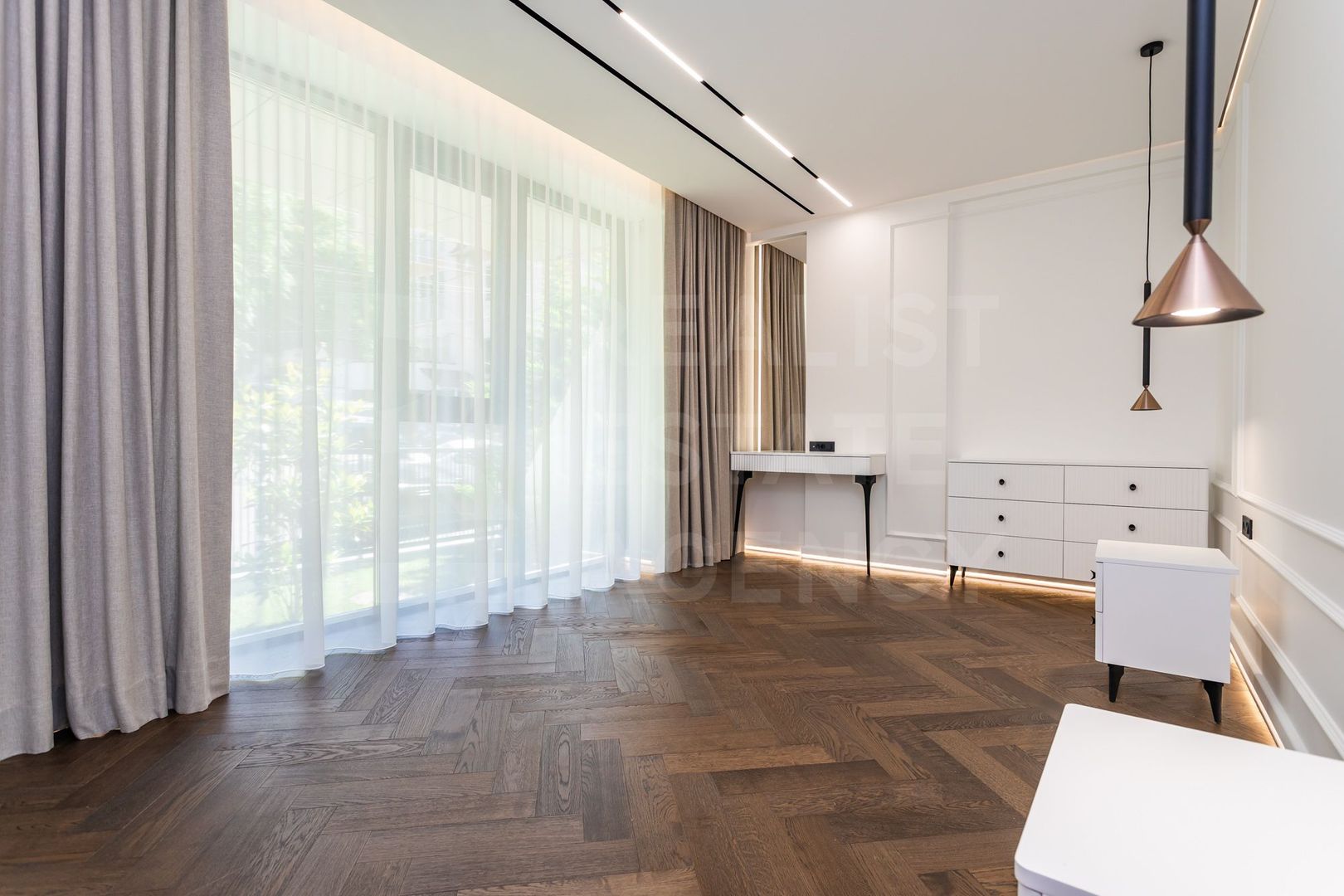 Chirie, apartament, 4 camere, str. Universității, Centru - Poză 19