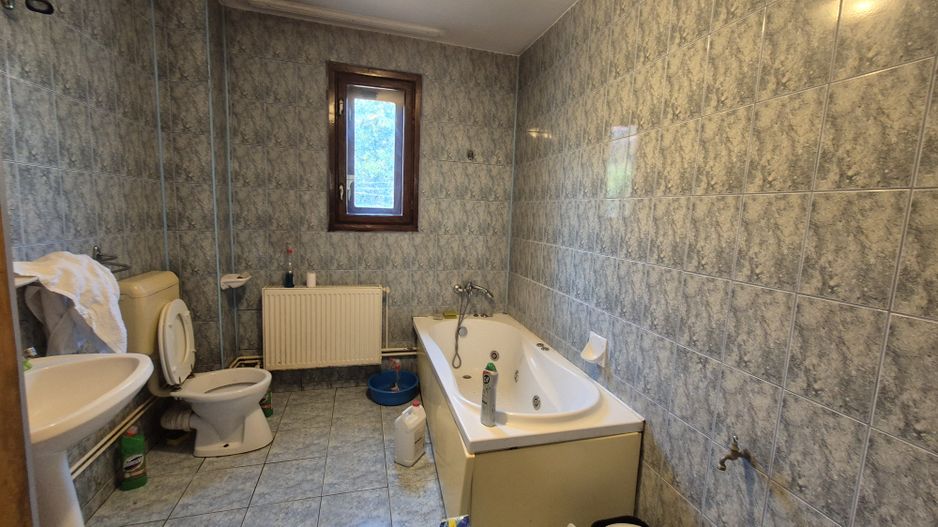 Casa P+2 - 244,08 mp + anexa + Garaj + teren 248 mp - Parcul Carol - Poză 11