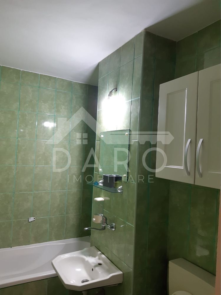Inchiriez apartament doua camere - Poză 5