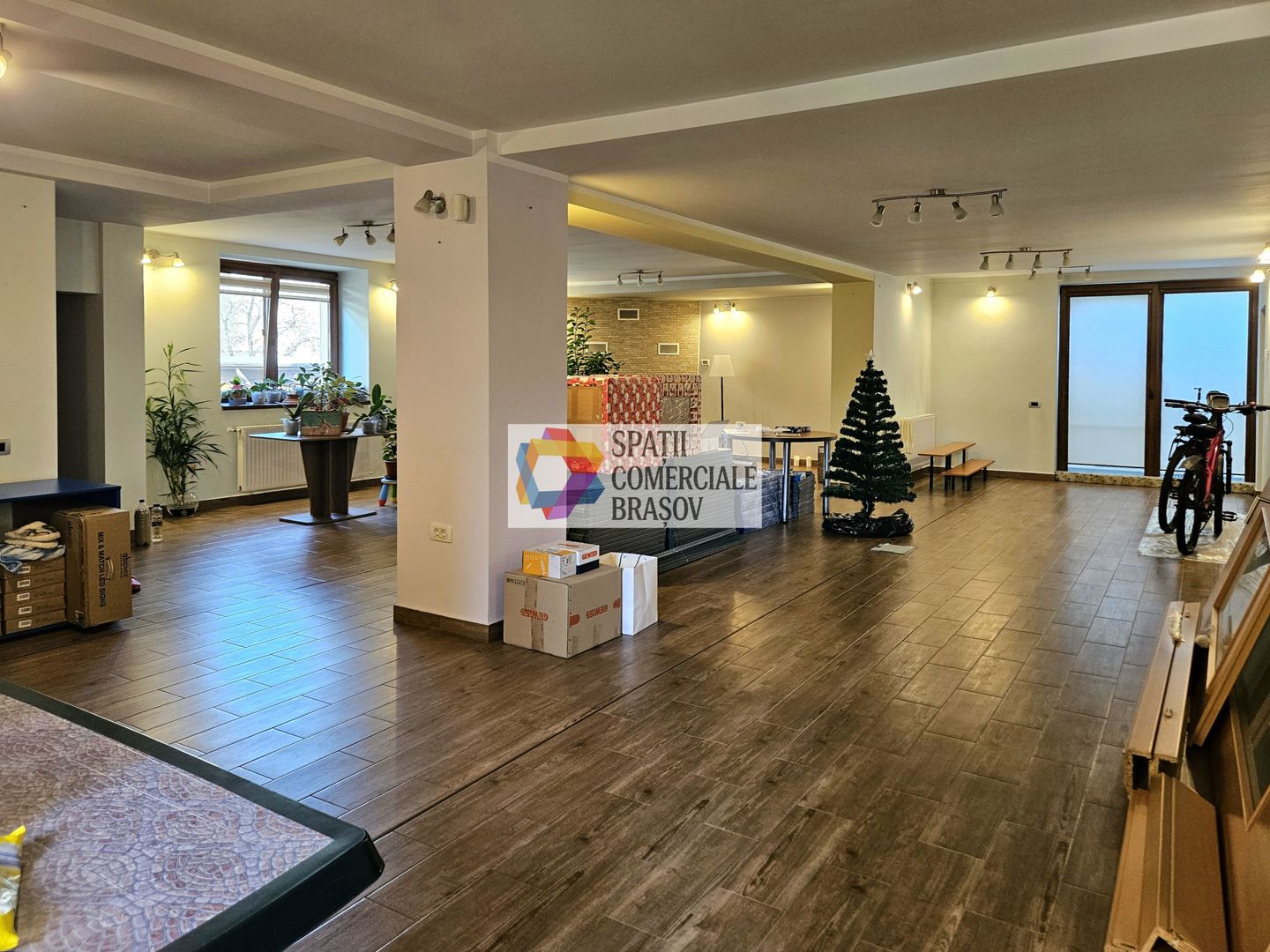 Casă plus Spațiu comercial  741 mp, Teren 906 mp Brasov - zona Blumana - Poză 17