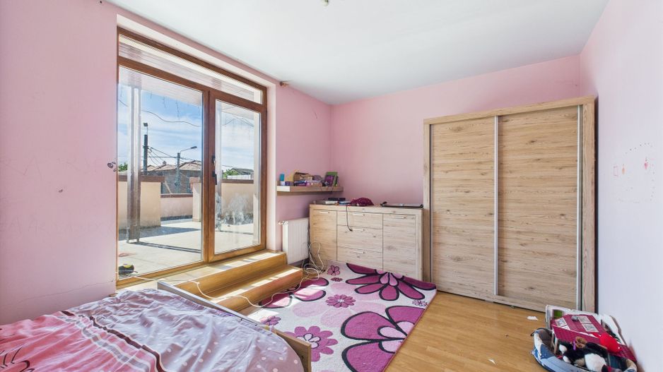 Casă în Mehala - Ideală pentru două familii - Poză 13