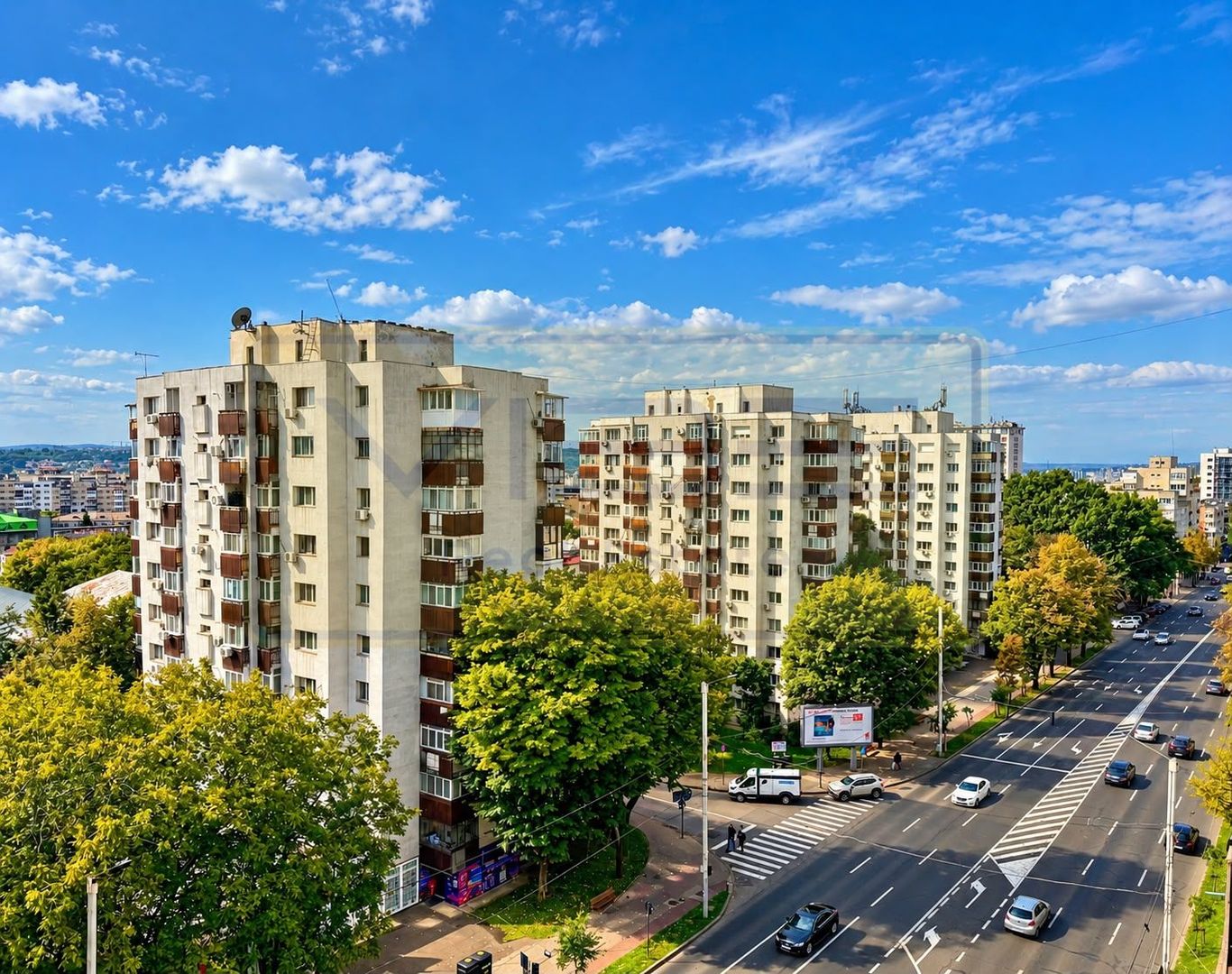 Apartament 3 camere 2 bai Centru -Blv Independentei - Poză 1