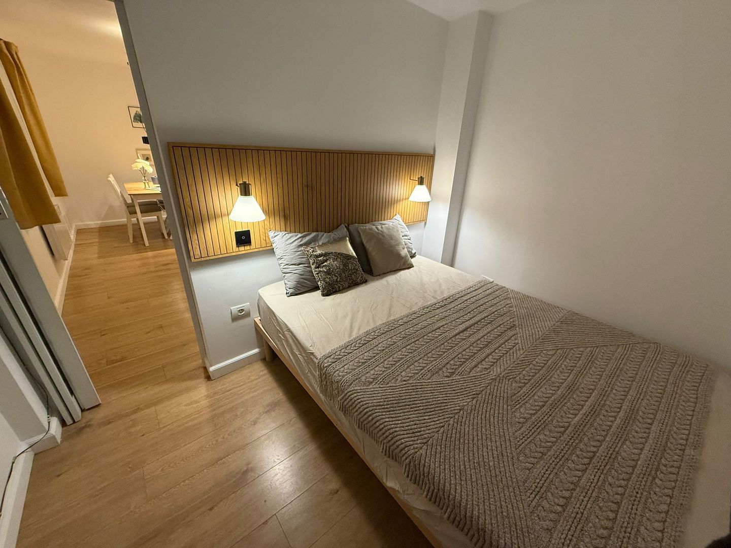 Apartament 2 camere superb de inchiriat in vila, Pet Friendly Iancului - Poză 1