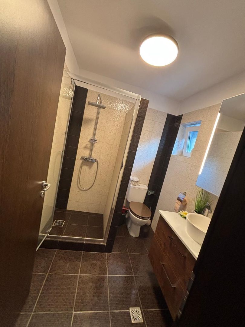 Vila deosebita aproape de padure - Poză 11