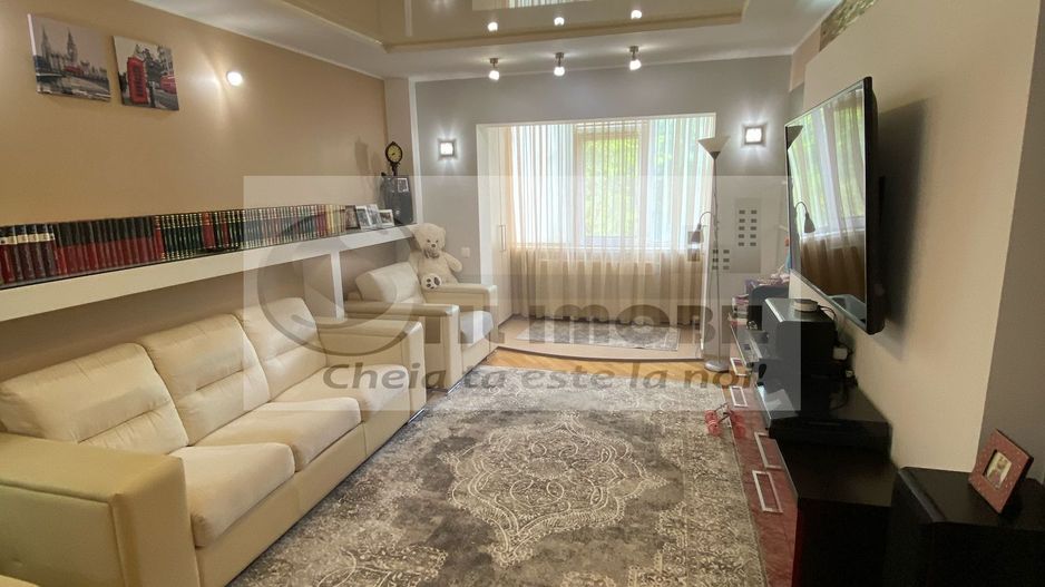 3 camere dec, 82 mp, et 1, mobilat utilat- Blv Poitiers- 139.900 neg - Poză 3