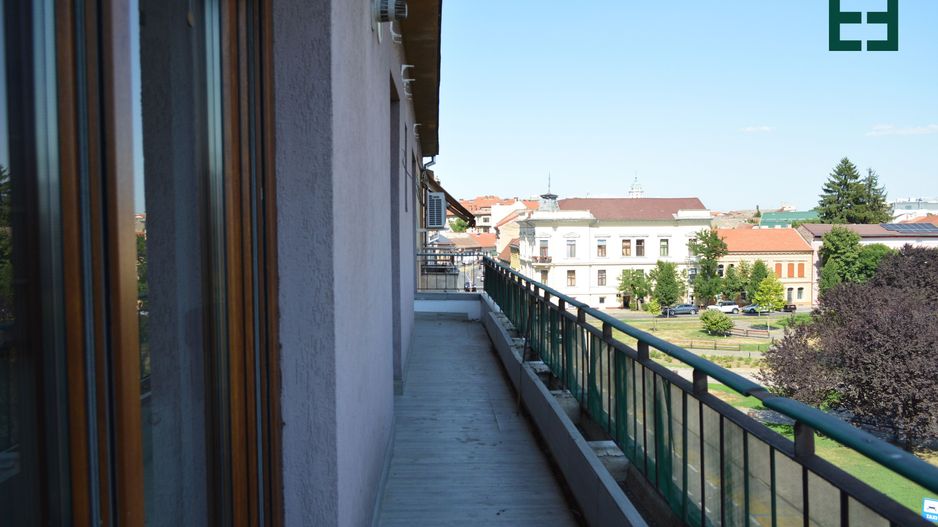 Apartament cu 2 camere zonă centrală - ARAD - Poză 14