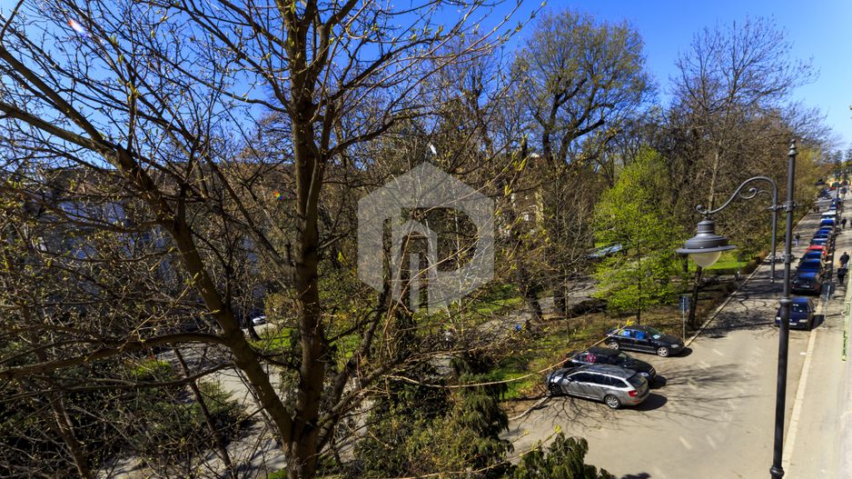 Apartament 3 camere de inchiriat ultracentral/Mobilat si utilat de lux - Poză 11