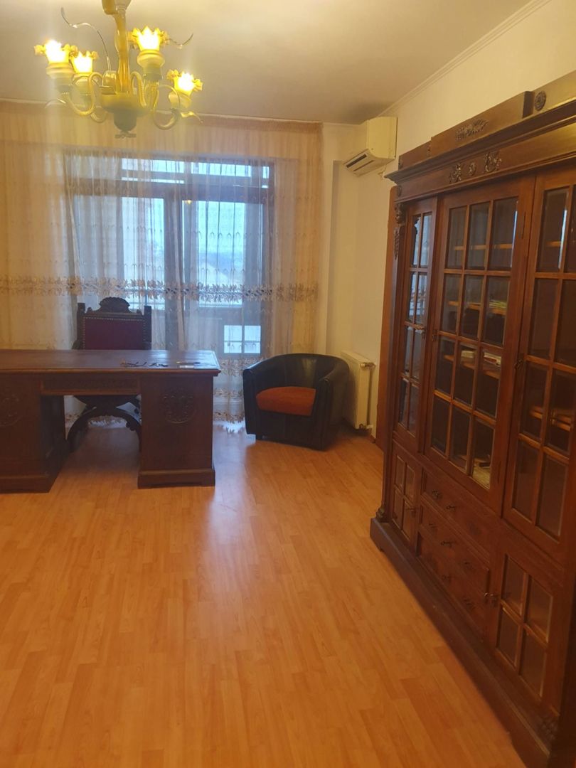 Inchiriere apartament 5 camere/Zona Domenii/Loc de parcare inclus - Poză 2