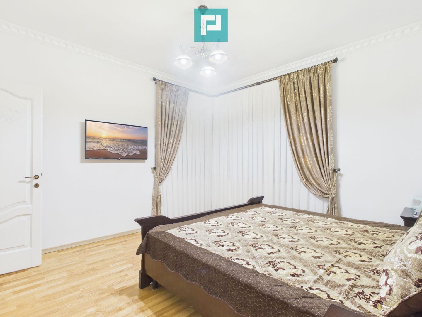 Casă de lux Oncea, piscină, 400 mp - Poză 40