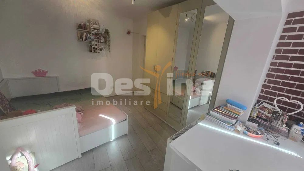 Apartament cu 4 camere de vânzare – Crângași - Poză 4