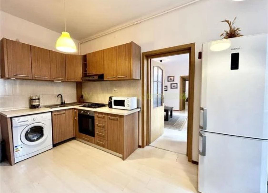 Ultracentral  - Republicii - Apartament 3 camere 2 bai - 80mp - Poză 3