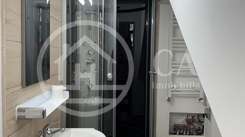 Apartament cu 2 camere de vanzare la curte comuna Subcetate Oradea - Poză 5