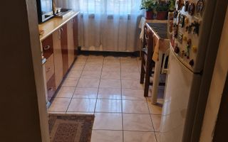 Vand apartament 2 camere, Babes - Poză 3