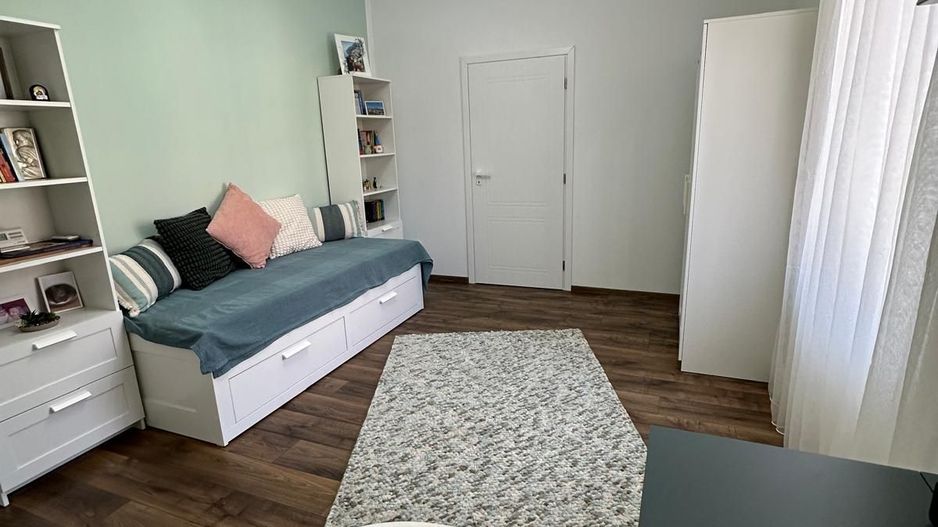 Imobil cu destinatii multiple- 6 apartamente - Poză 4