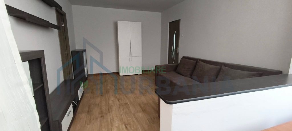 Apartament 2 camere, Podu Roș, etaj 1, renovat - Poză 5