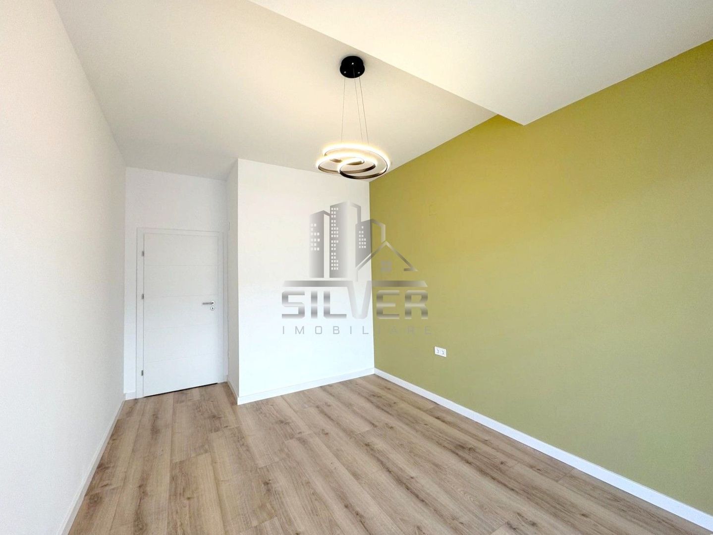 Apartament cu 2 camere dec. recent finisat+terasa de 12 mp/CF. - Poză 8