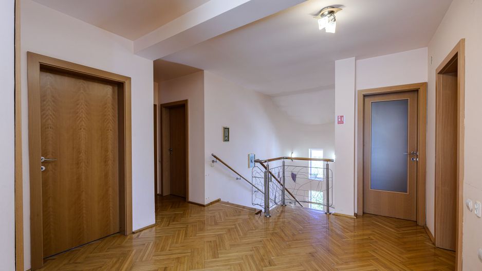 CASA Individuala ELEGANTA 280MP Teren 2150MP CAMPULUI - Poză 6