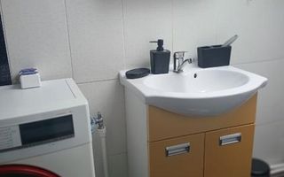 Garsonieră de închiriat în Iași - Mobilată, luminoasă, cu curte privată - Poză 6