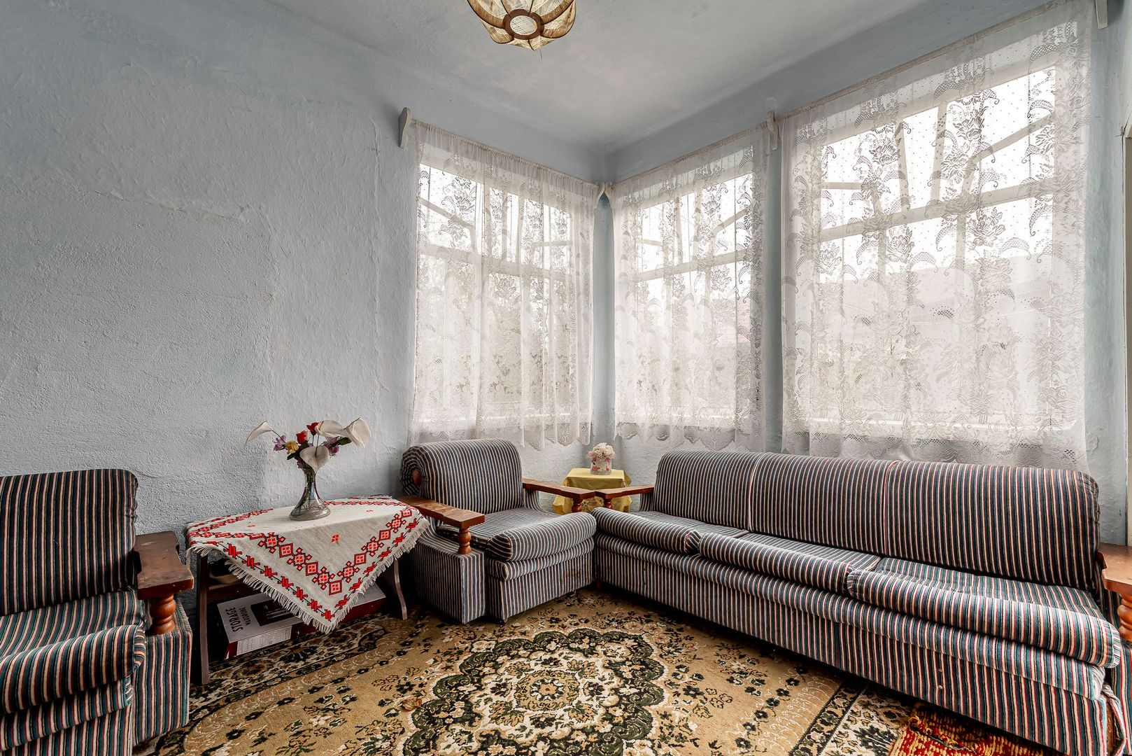 De vânzare Casă cu Grădină Generoasă in Dorobanți - Poză 6