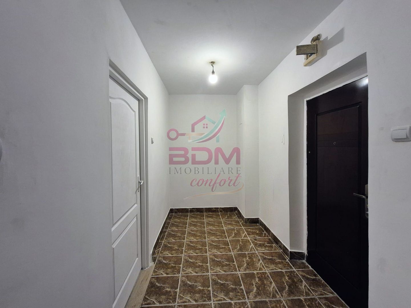 Apartament 2 camere | decomandat | zona Micro 2 - Poză 6