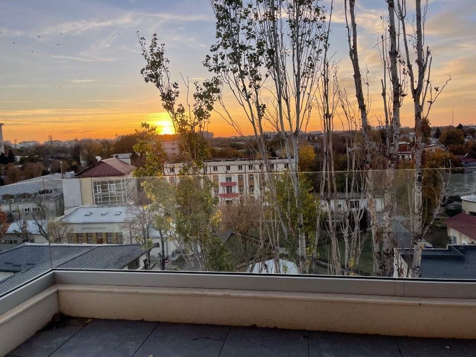 RARITATE  Cotroceni  3 camere , 105mp, finalizat 2024, terasa cu view superb - Poză 12