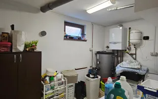 Casă individuala cu 5 camere, 270 mp, Tractorul - Coresi - Poză 31
