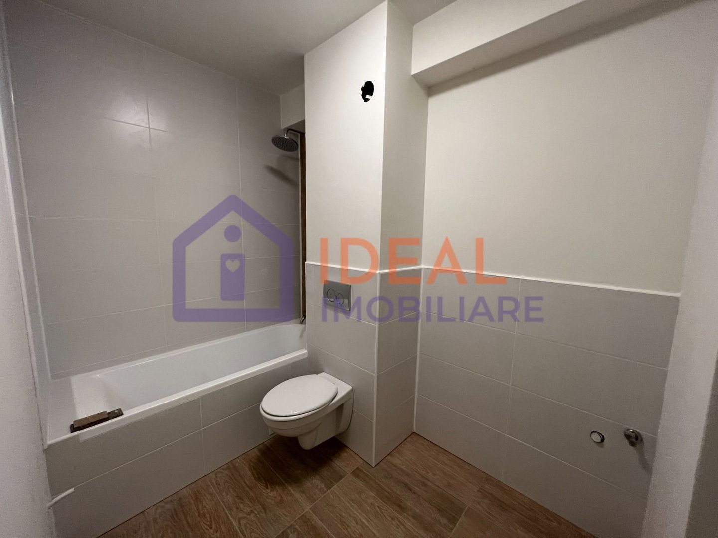 Garsonieră de vânzare la cheie - Poză 7