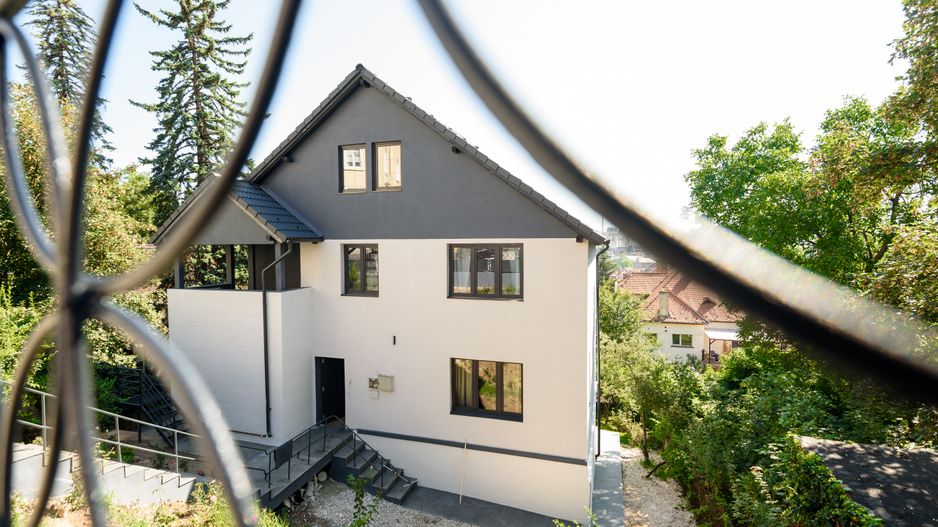 Vila de poveste, in centrul Brasovului, pe Drumul Cetatii - Poză 21