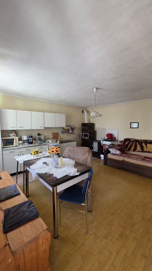 Casa de vanzare in Petresti la 68.000 euro - Poză 3