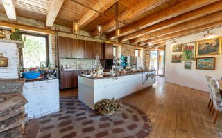 De vanzare casa unica pe teren de 3400mp, cu iaz si gradina - Borhanci - Poză 2