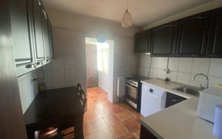 Inchiriere apartament 2 camere, Piata Centrala, 53 mp, 430 EURO/Luna - Poză 4