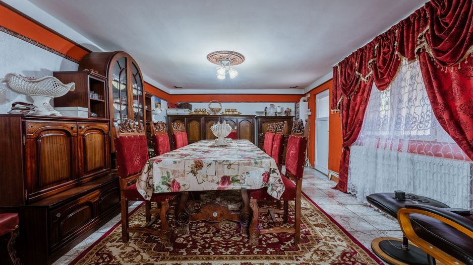 Casă cu teren generos de 1655 mp pe Gheorghe Doja - Poză 5