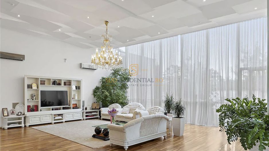 Vila exclusivista cu piscina, sauna si crama, 479.27 mp, langa padure - Poză 1