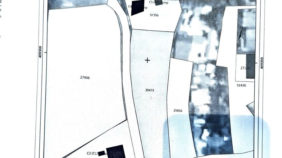 Teren intravilan-935 mp-dubla deschidere, Breaza-Valea Tarsei - Poză 3