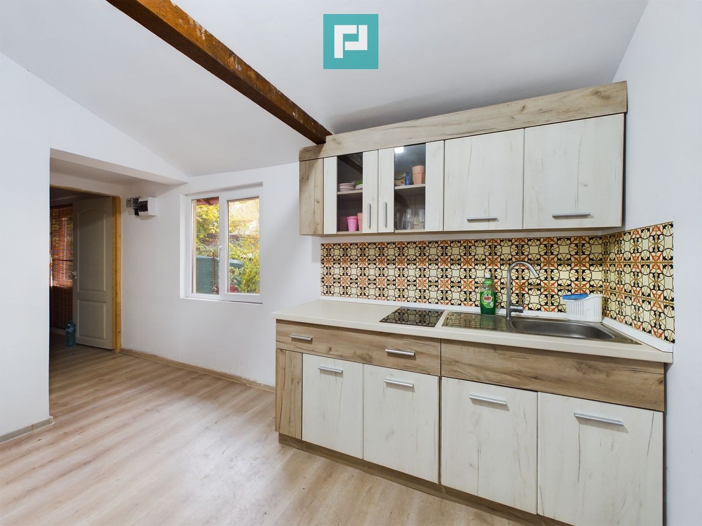 Căsuța pe ștrandul Neptun din Arad - Poză 6