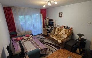 Vand Apartamnet 2 camere decomandat - Poză 3