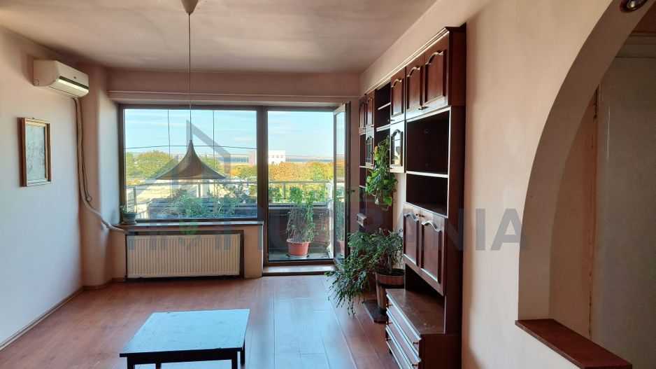 Apartament superb cu 2 camere în Copou, lângă Universitate - Poză 1
