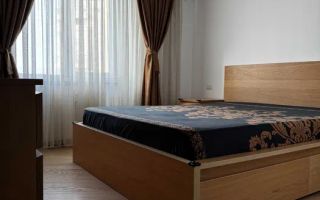 Decomandat Renovat Spatios 4 Camere Colentina - Poză 1