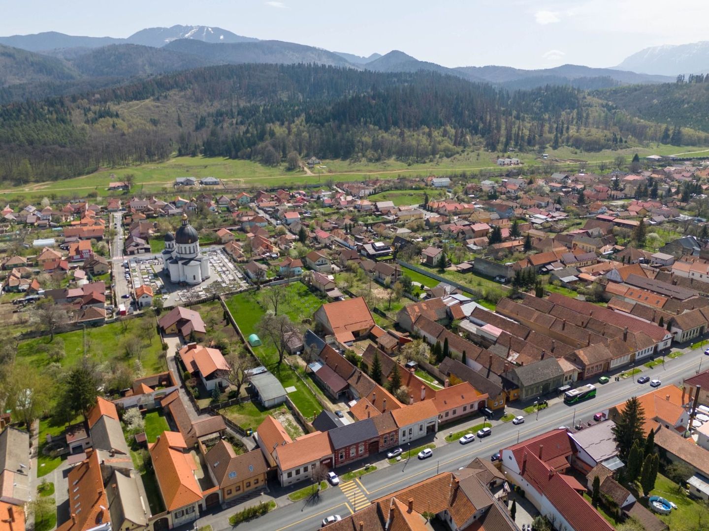 Casă Săsească Autentică cu Șură Impresionantă în Cristian – Teren 2729mp - Poză 42