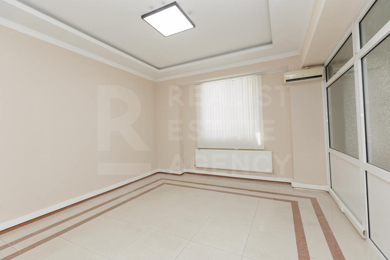 Chirie, oficiu, 320 mp, situat, str. 31 August, Centru - Poză 7