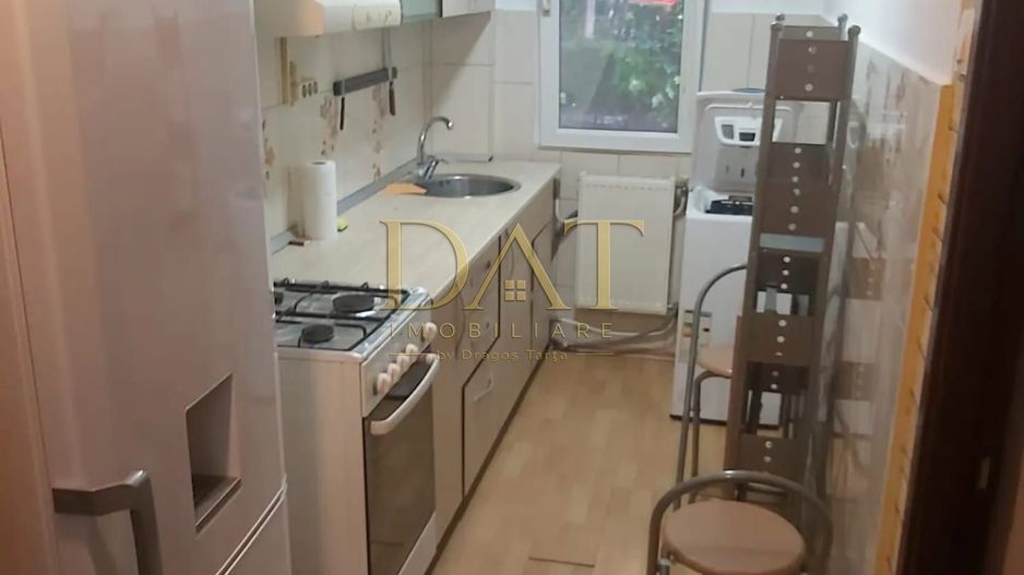 Apartament 3 camere, zona Mc Donald's - Poză 4