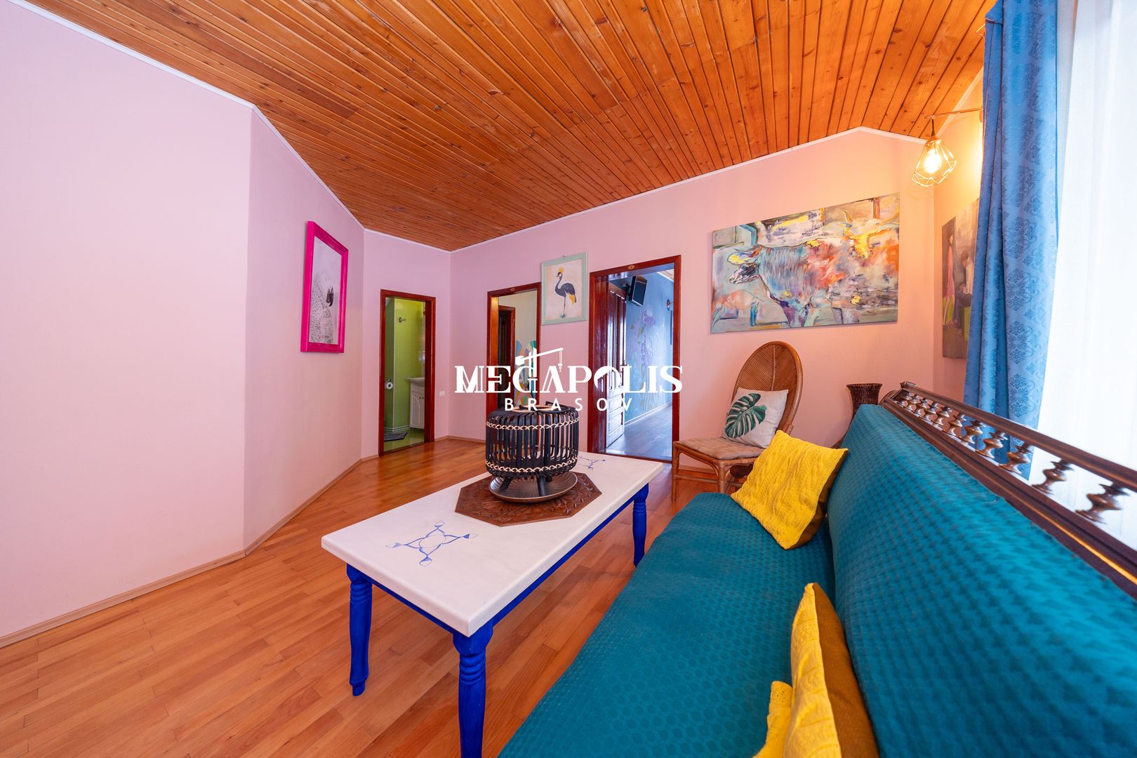 Pensiune de vânzare în Râșnov | 14 camere | 427 mp - Poză 28