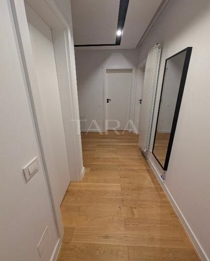 Apartament spațios și modern în Borhanci - Poză 5