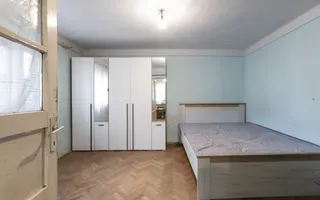 Casă de vânzare în Bacău, Tenen 1.000mp – Strada Militari - Poză 12